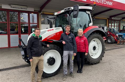 Paumann Landtechnik Ber Uns Maschinen Bergaben