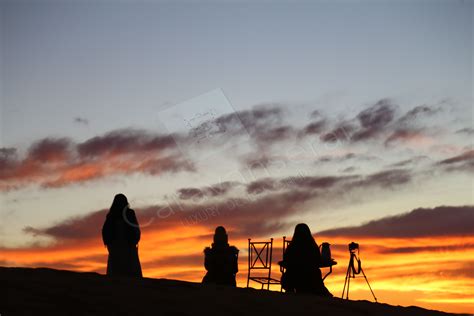Sahara desert glamping-Morocco desert camp: CARAVANSERAI LUXURY DESERT CAMP