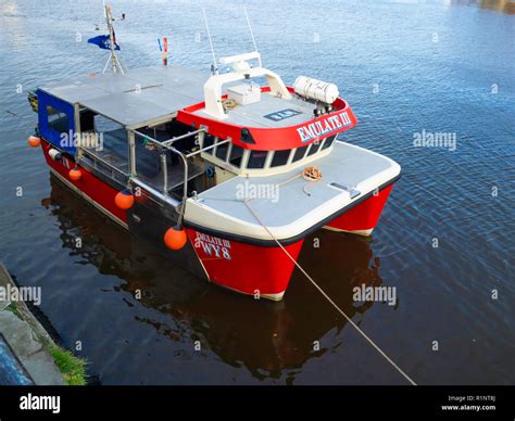 Catamaran fishing boat hi-res stock photography and images - Alamy