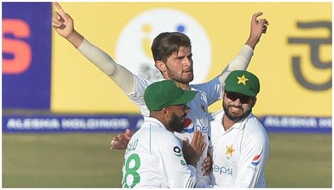 Pak Vs Ban Fans Shower Shaheen Shah Afridi With Praise For Phenomenal