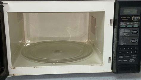 Sharp Carousel Microwave Oven Sherwood Auctions