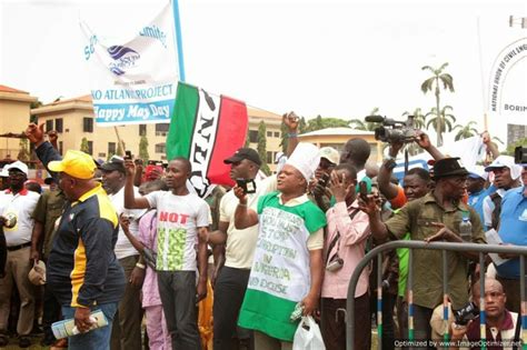 Photos From Gov Fashola S May 1 Workers Day Celebration With Lagosians Politics Nigeria