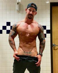 Hot Guys In Hats Page Lpsg