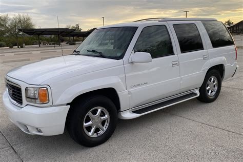 No Reserve 2000 Cadillac Escalade For Sale On Bat Auctions Sold For