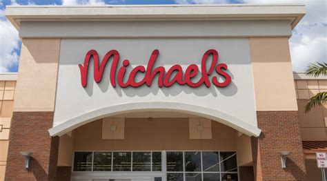 Does Michaels Sell Fabric?