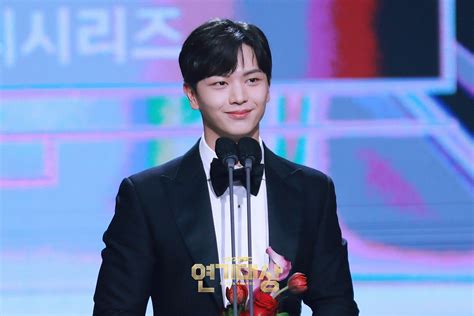 Mbc Drama Awards Yook Sungjae Top Excellence Award Miniseries