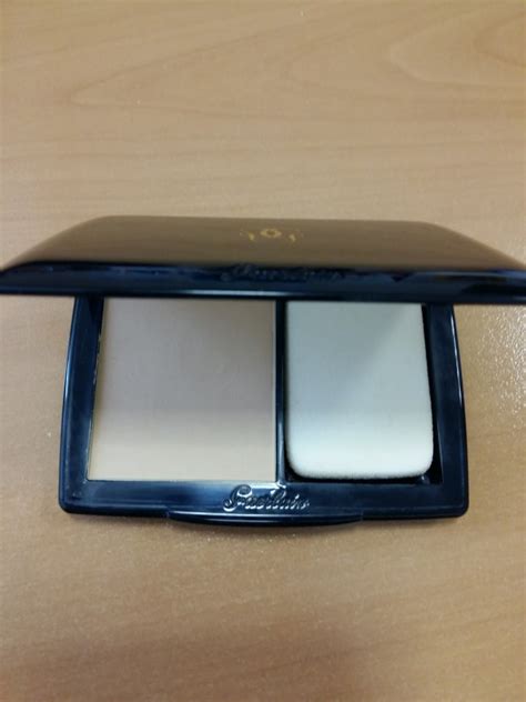 Guerlain Lingerie De Peau Powder Compact Foundation