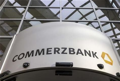 Spar Hammer Bei Der Commerzbank Konzern Streicht Tausende Stellen In