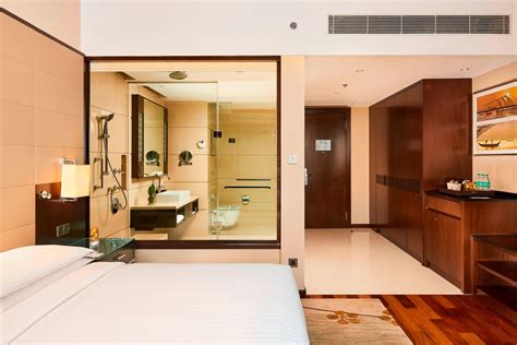 Kochi, India Hotel Suites - Kerala | Kochi Marriott Hotel