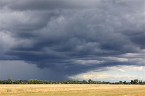 Wetter Starkregen Und Gewitter Im Anmarsch