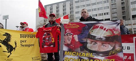 500 Personas Participan En Una Marcha En Apoyo A Schumacher En Spa F1