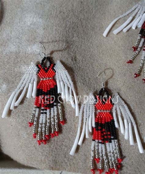 Winged Red Dress Mmiw Native Beading Patterns Beadwork Designs Jewelry Patterns