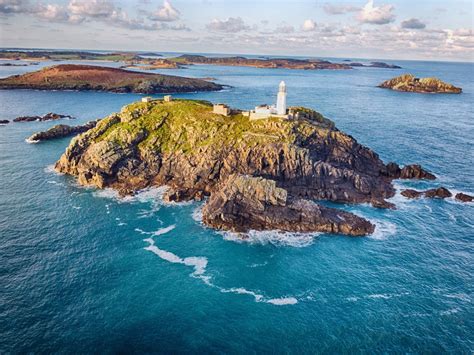 Best Lighthouses In Cornwall - Cornwall Holidays
