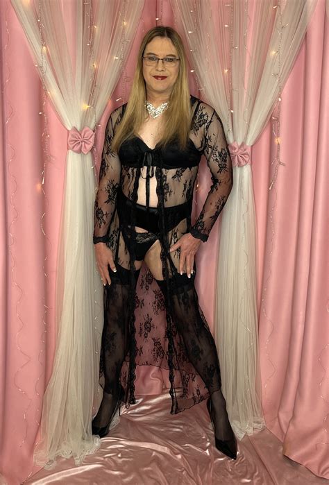 TV Joanie Models And Wears Her Victorias Secrets Lingerie Photo 16 AShemaletube
