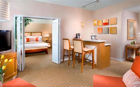 Tropicana Resort Rooms & Suites