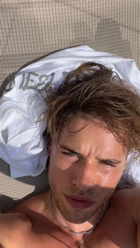 Pin By Angel Silva On Men Photoshoot In Beautiful Men Faces Blonde Guys Men Photoshoot