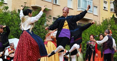 Barcelona Photoblog: Spanish Traditional Dance: The Jota