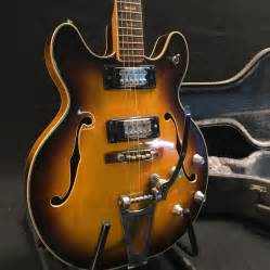 Ventura Hollow Body Electric Guitar Made In Japan Likely From 1960s With Two Humbucker Pickups