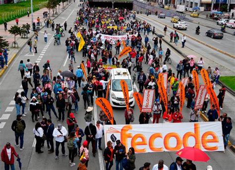 “gran Toma De Bogotá” Así Avanzan Las Protestas De Fecode Contra La