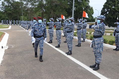 Les Grades La Gendarmerie Nationale De C Te D Ivoire Yeclo