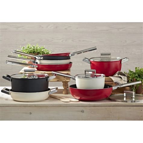 Smeg Casseruola Manici Rosso Con Coperchio S Style Cm