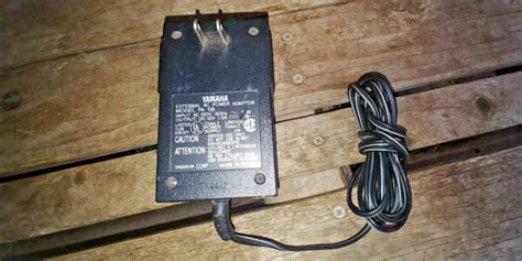 Original Oem Yamaha Ac Power Adapter Cord Pa V Dc A For Keyboard