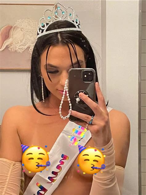 21 With Tan Lines Nudes Tanlines NUDE PICS ORG