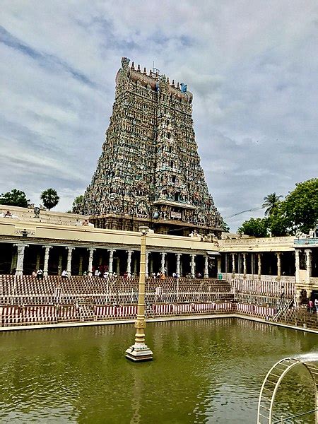 Meenakshi Amman Temple | The Brain Chamber