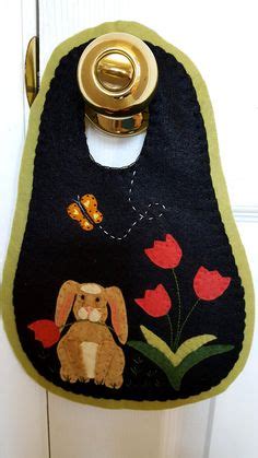 130 Wool Door Hangers Ideas Penny Rug Wool Felt Projects Wool Projects