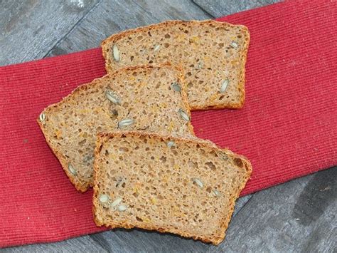 Vollkorn Sauerteig Brot Mit Emmer Dinkel Weizen K Rbiskernen Und