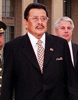 Joseph Estrada - Wikipedia