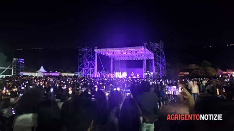 Elisa Conquista La Valle Dei Templi Un Concerto Tutto Da Cantare Tra