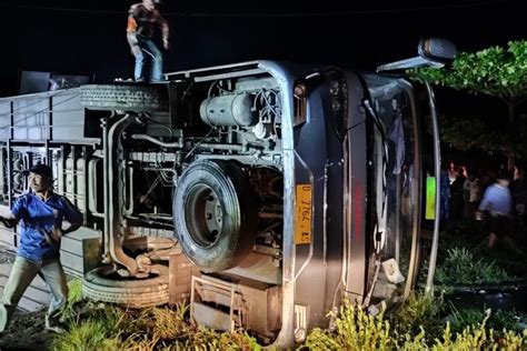 Foto Cerita Orangtua Anaknya Trauma Usai Bus Alami Kecelakaan Maut Di