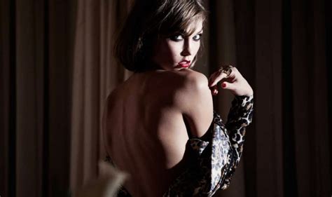 Karlie Kloss Nude Sexy Pics And LEAKED Porn Scandal Planet