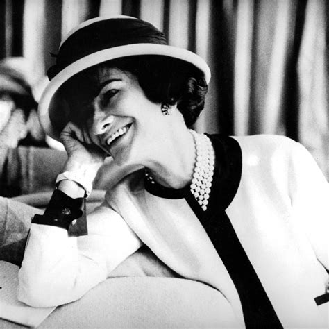 Coco Chanel De La Absoluta Pobreza Al Mayor Icono De La Historia De La