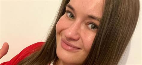 Karolina Kowalkiewicz Slammed For Fake Boobs As She Pops Out Of Bikini