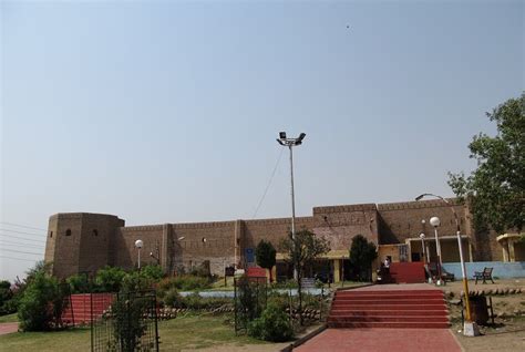 Indian Columbus: Bahu Fort Kali Temple - Jammu and Kashmir