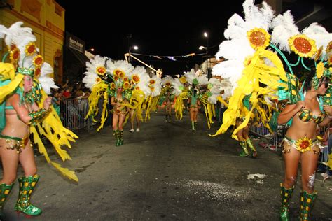 Todo un éxito la primera noche de “El Carnaval de la región” Ensenada