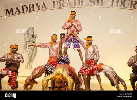 Performers At Folk Dance Show Khajuraho Madhya Pradesh India Stock