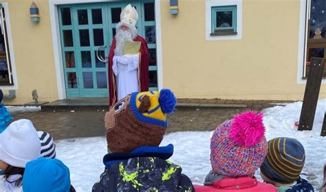 Nikolaus besucht Kindergärten Lieder und Gedichte für den heiligen Mann