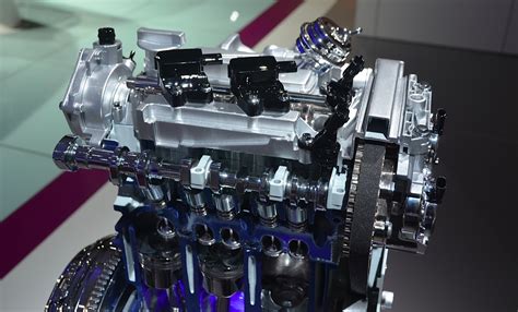 Frankfurt Ford Debuts The Litre Cylinder Ecoboost Ford Liter