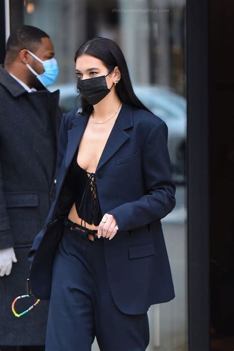 Dua Lipa Shows Off Her Tits In Manhattan Photos Pinayflixx Mega