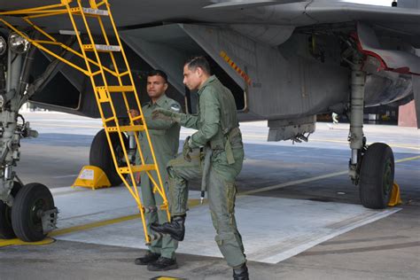 Hq Western Air Command Iaf On Twitter Air Mshl Pm Sinha Aoc In C