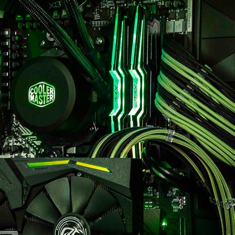 Sleeved Extension Cable Kit - Green & Black | Cooler Master