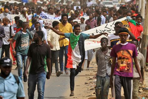 مواكب الحكم المدني مظاهرات في السودان لدعم الانتقال الديمقراطي Cnn