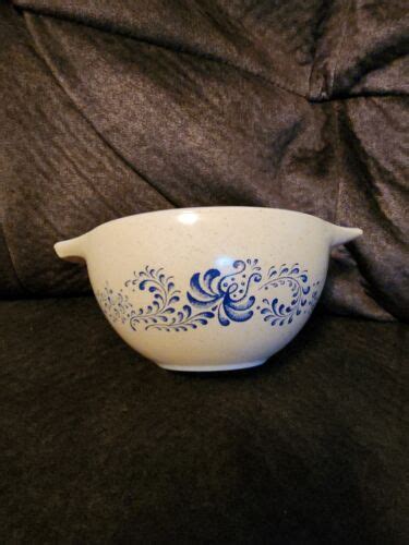 Vintage Pyrex Homestead Blue Speckled Tan Cinderella Mixing Bowl