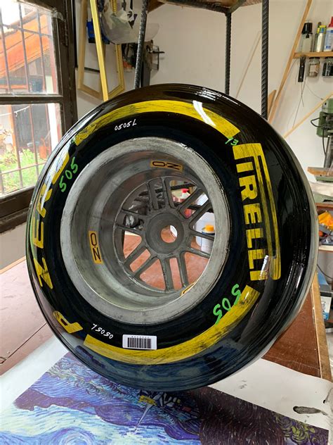 Archivo Stl F Pirelli Pzero Modelo Para Descargar E Imprimir En Dcults