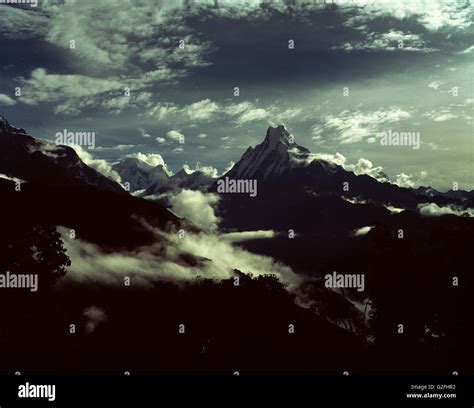 Machapuchare Mountains, Nepal Stock Photo - Alamy