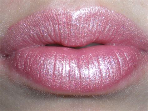 Frosted Pink Lipstick My Fav Daring Makeup Aesthetic Outfits 90s