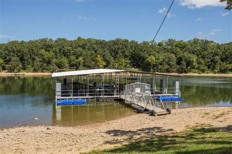 Table Rock Lake Resort Rentals In Hollister Mo At Vickery Resort